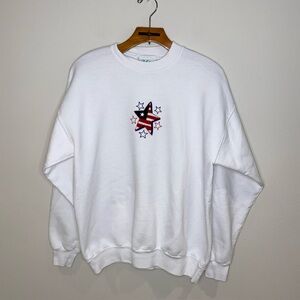 Vintage MC Sportswear Energy Sweatshirt White With Stars 4th Of July‎ Size L USA